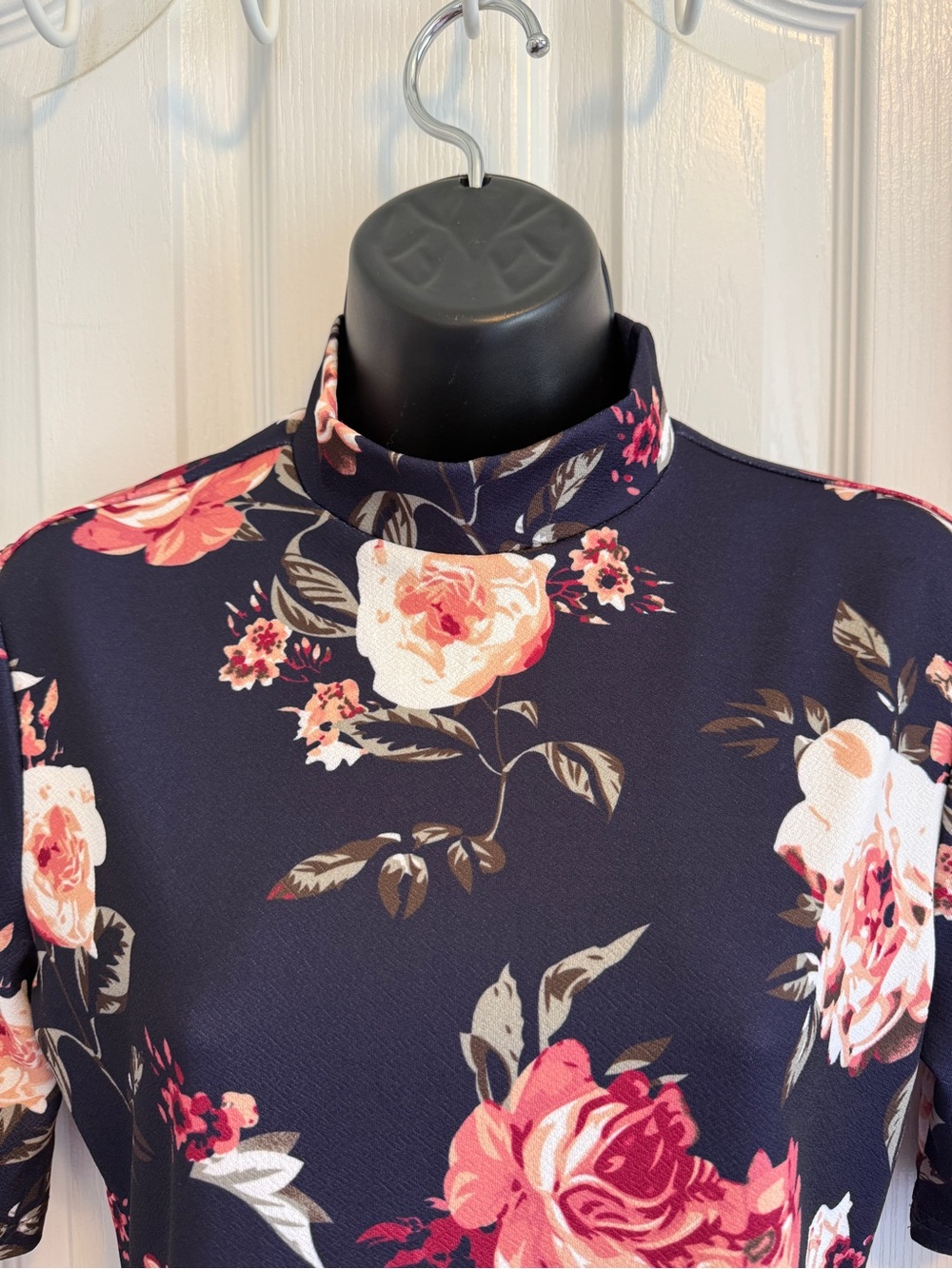 SHEIN Floral Mock-Neck Midi Dress in Navy and Rose - Picture 2 of 4
